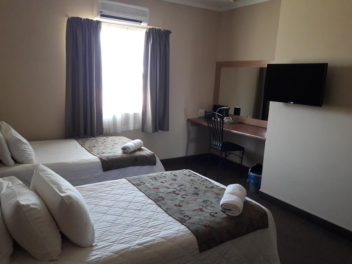 Airport Hotel Kimberley Exterior foto